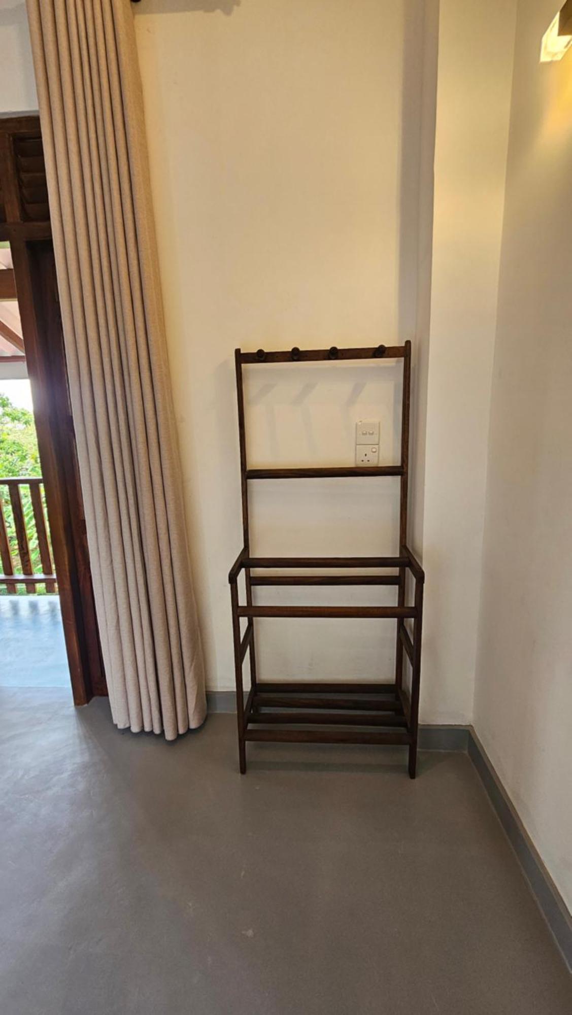Pearl Gardens Midigama Hotel Exterior photo